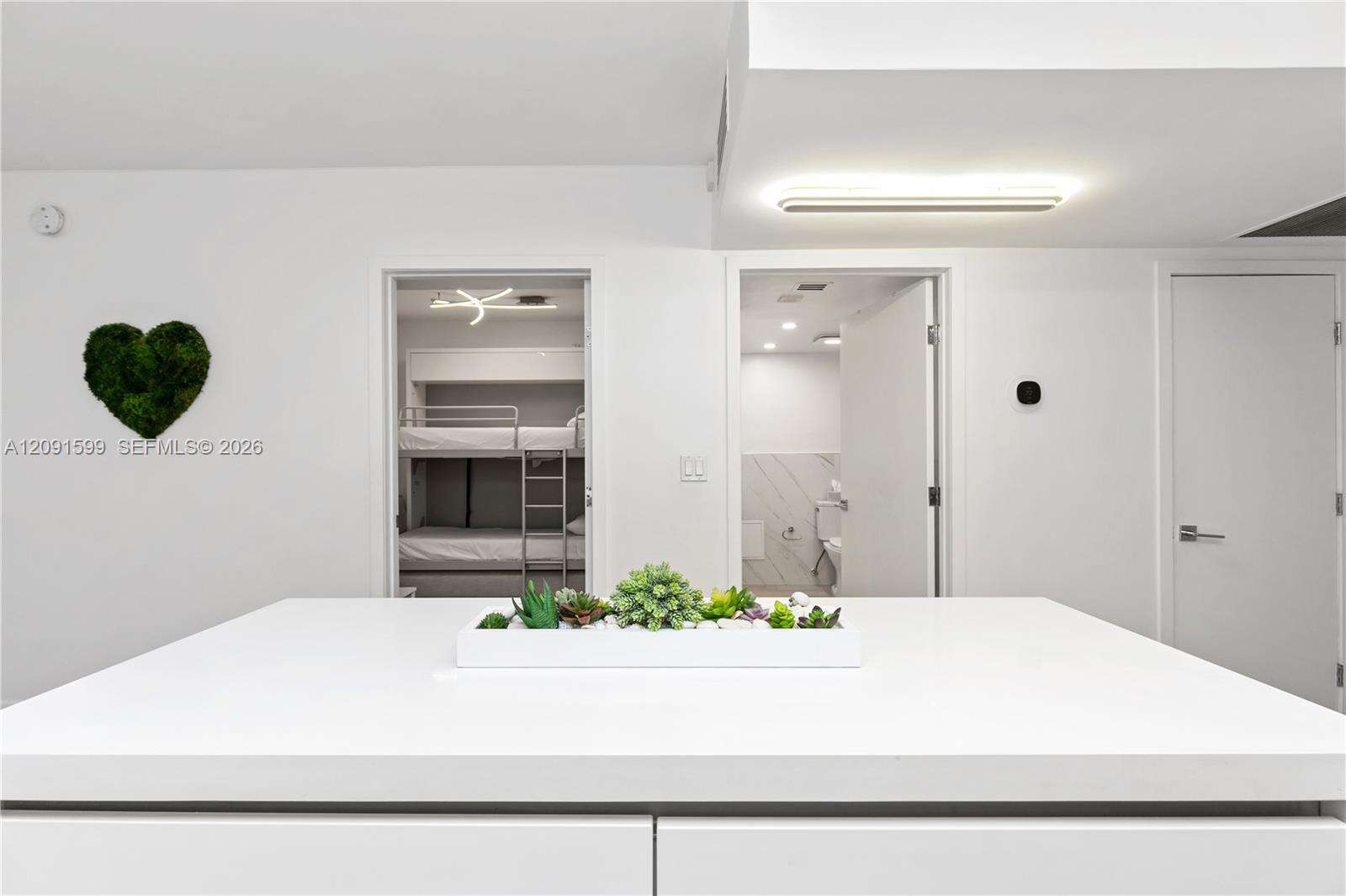 Roney Palace Unit #318 | Picture 3