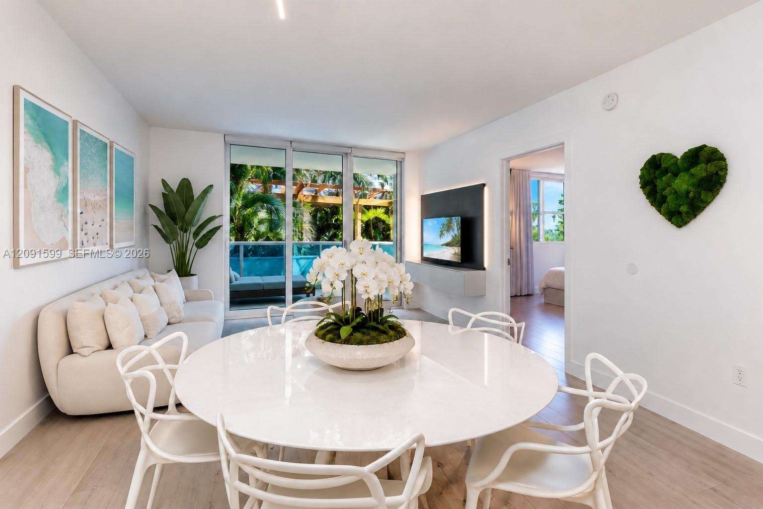 Roney Palace Unit #318 | Picture 8