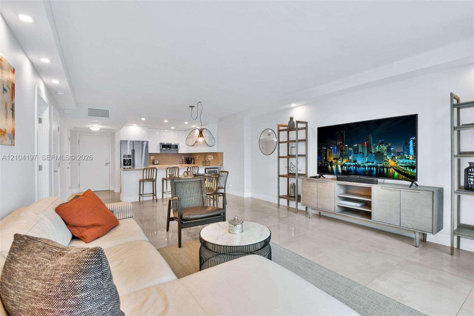 Roney Palace Unit #303 | Picture 2