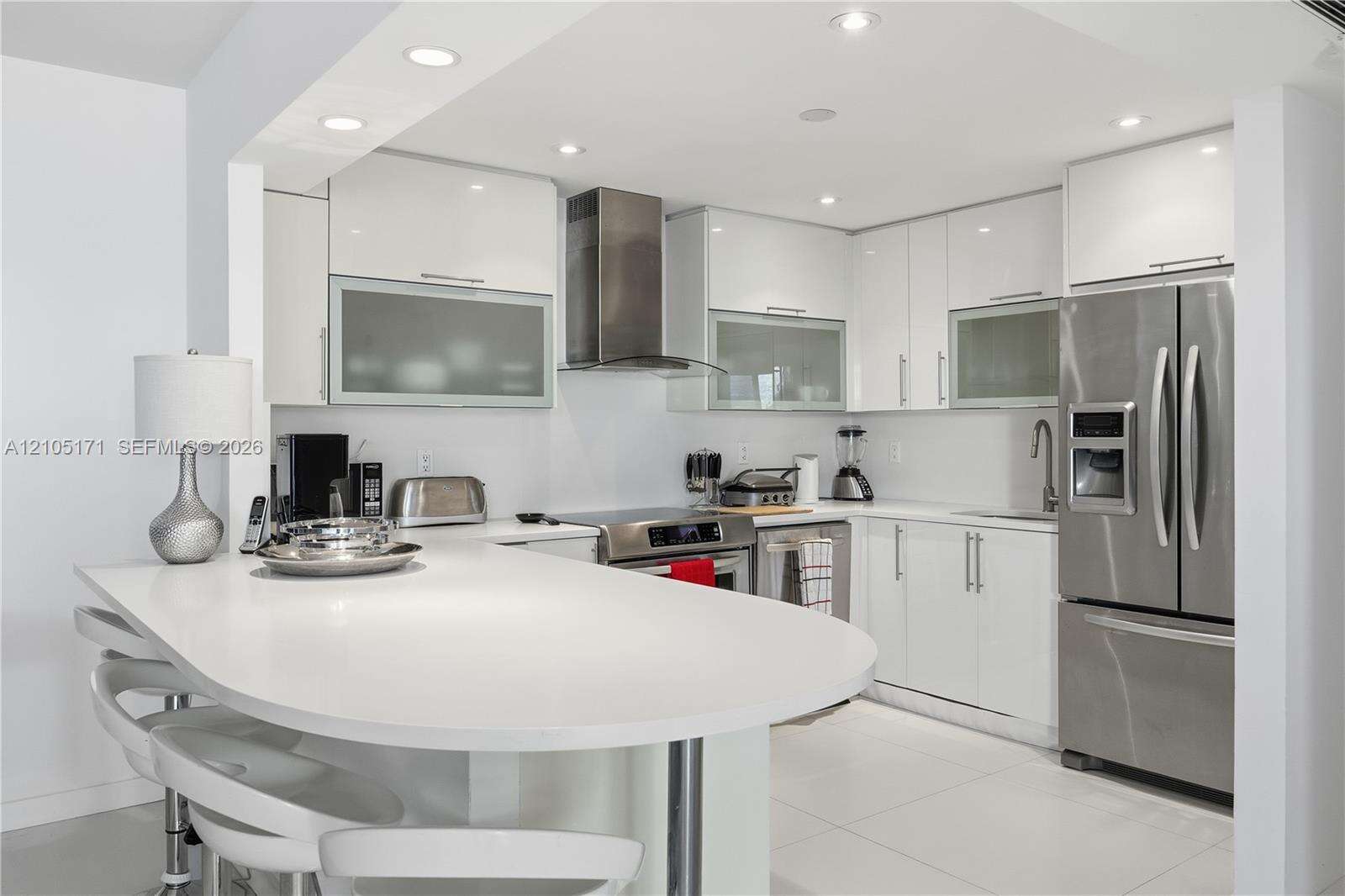 Roney Palace Unit #606 | Picture 4