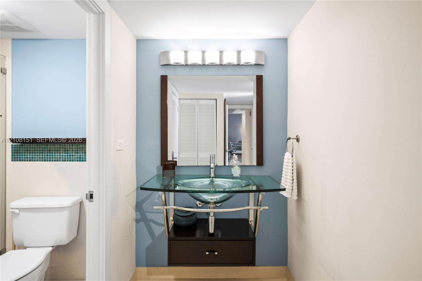 Roney Palace Unit #1006 | Picture 14