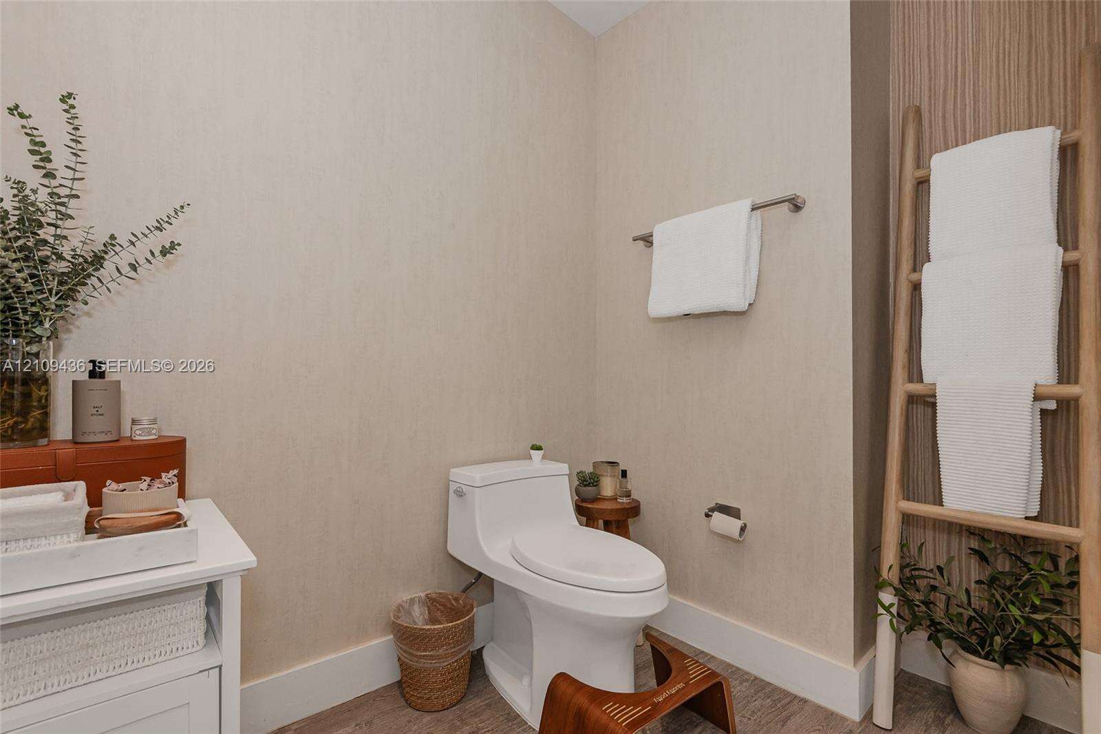 Roney Palace Unit #1615 | Picture 18
