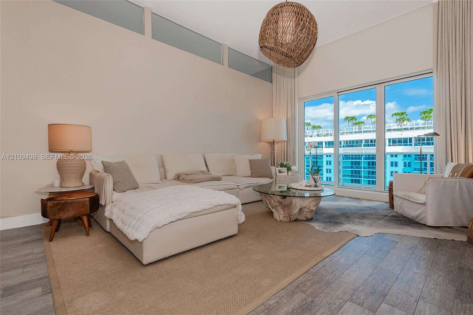 Roney Palace Unit #1615 | Picture 6