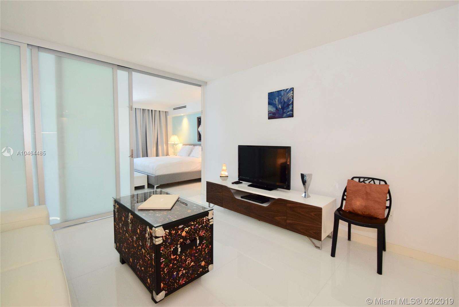 Roney Palace Unit #815/814 | Picture 11