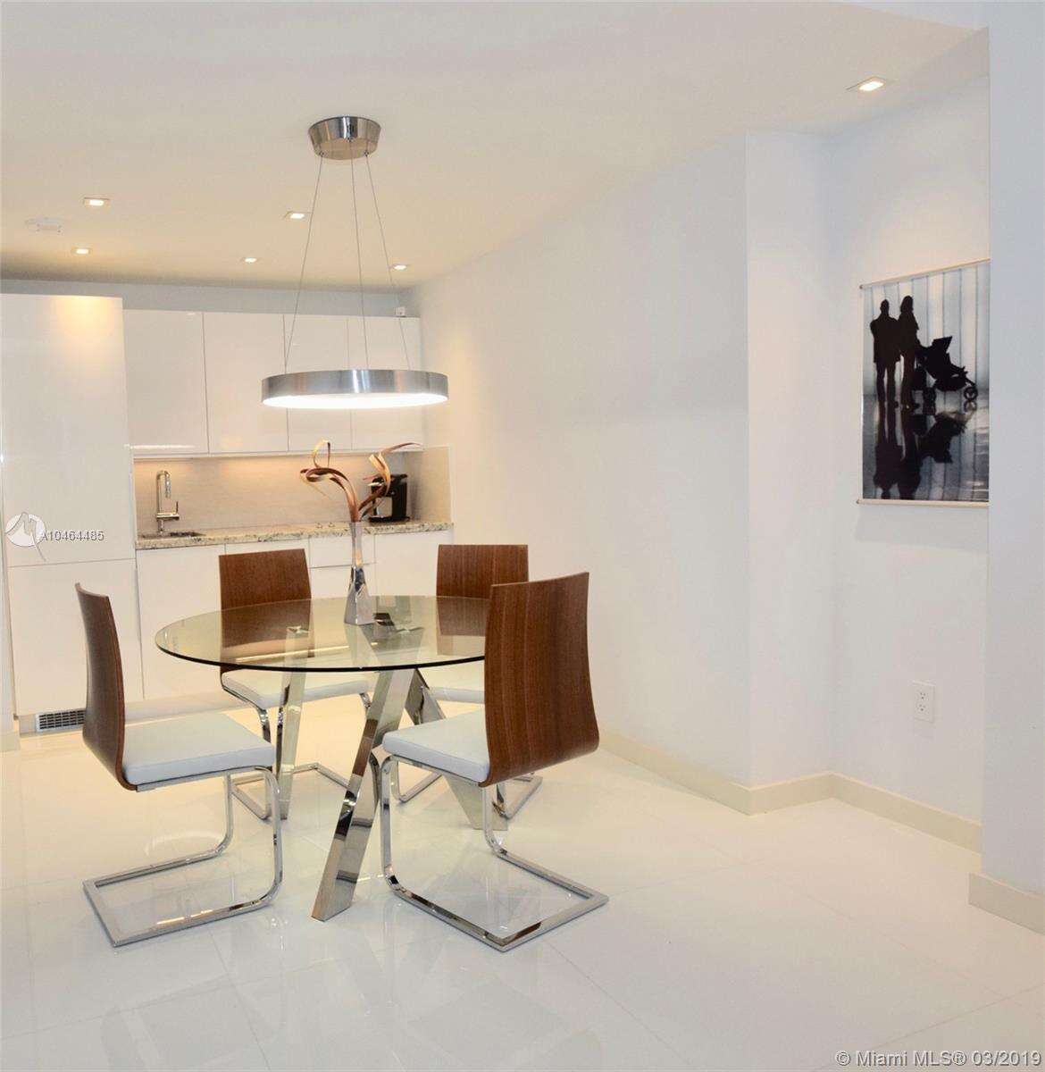 Roney Palace Unit #815/814 | Picture 13