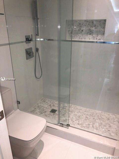 Roney Palace Unit #416 | Picture 9
