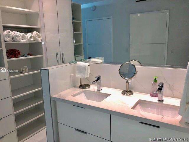 Roney Palace Unit #416 | Picture 10