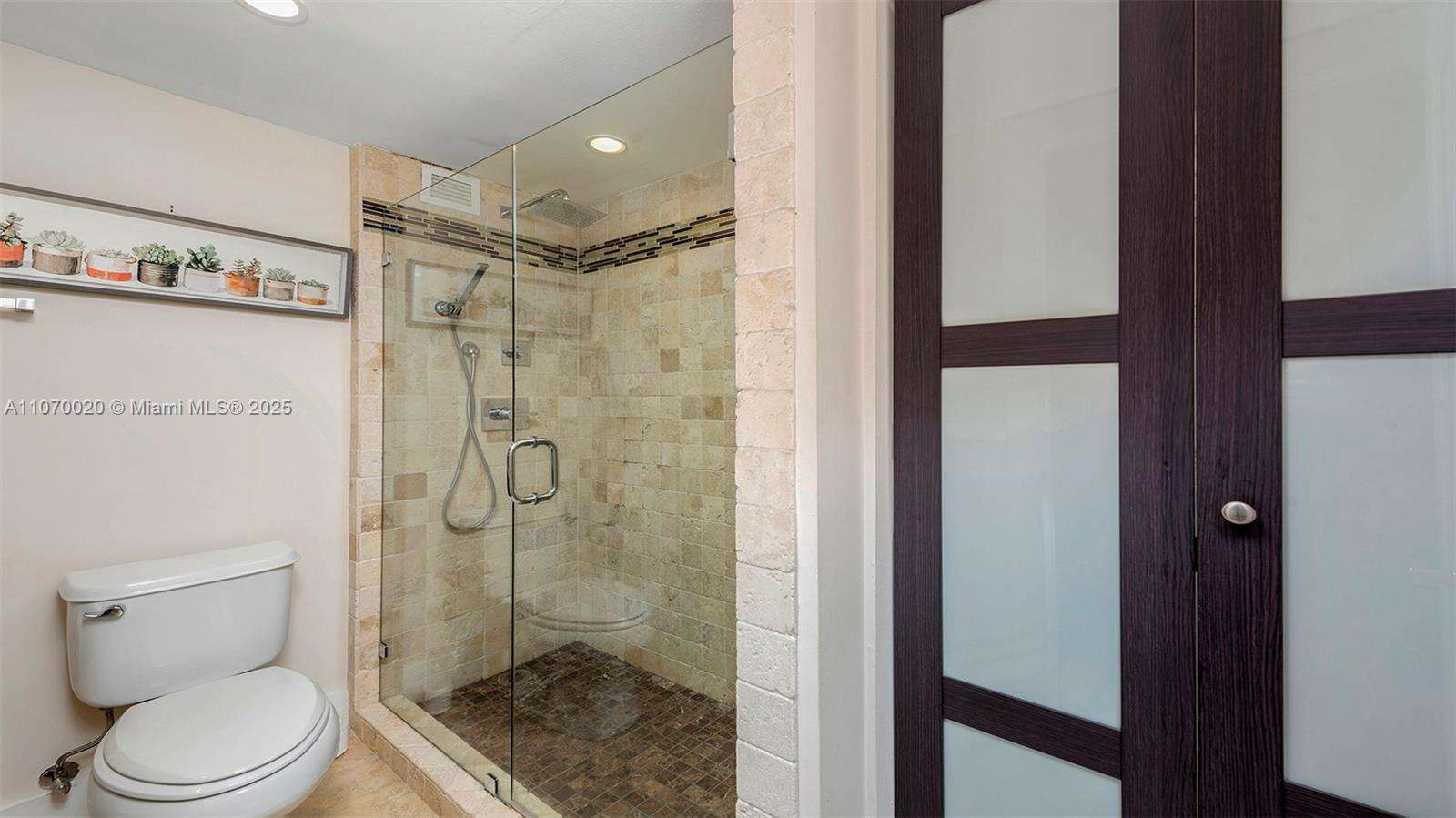 Roney Palace Unit #301 | Picture 12
