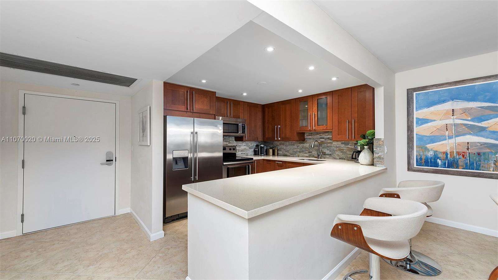 Roney Palace Unit #301 | Picture 10