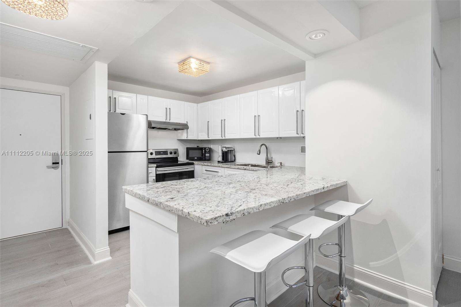 Roney Palace Unit #328 | Picture 7
