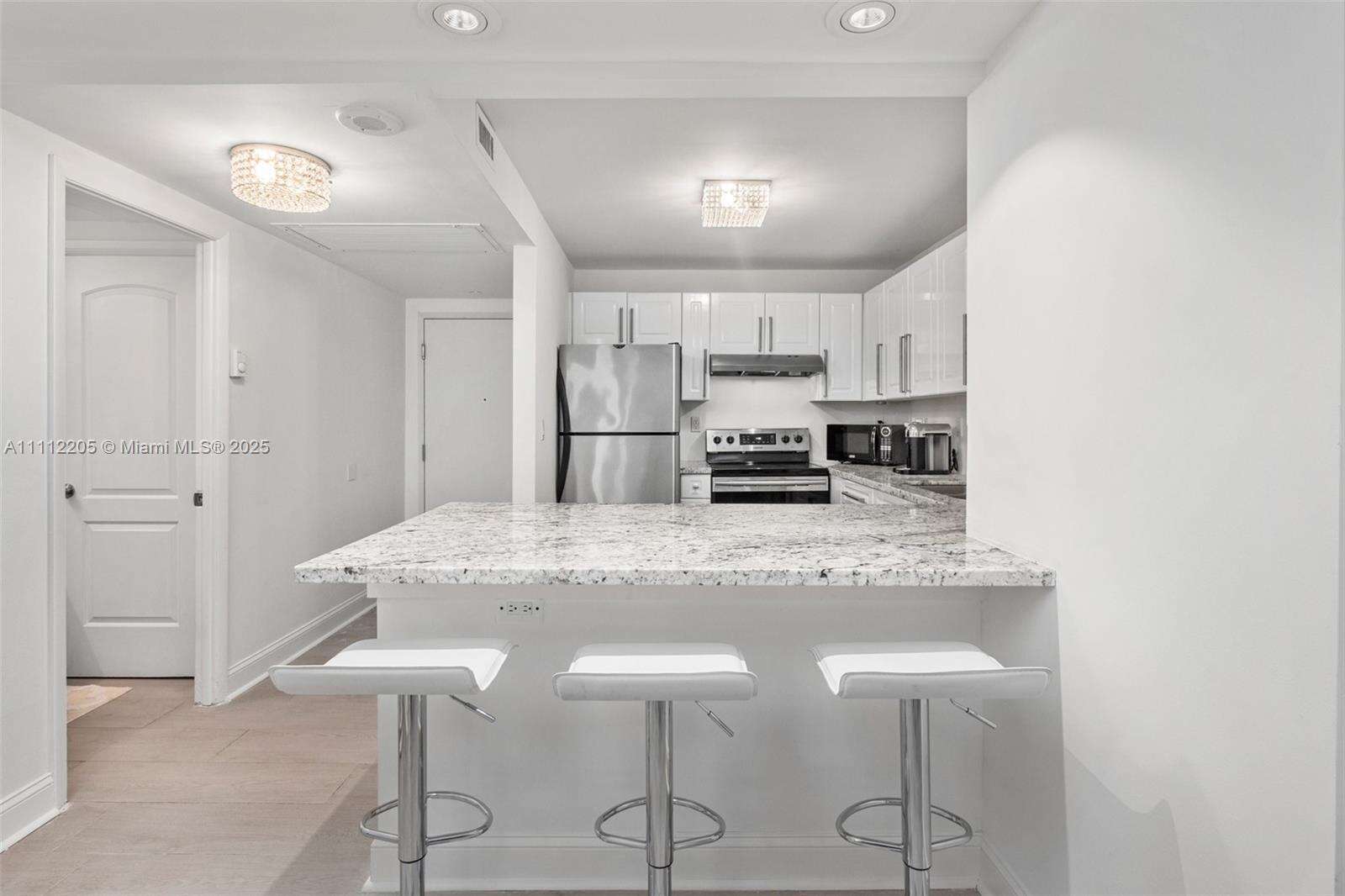 Roney Palace Unit #328 | Picture 10