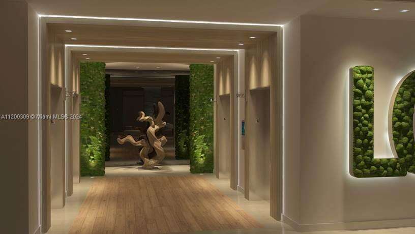 Roney Palace Unit #1506 | Picture 35