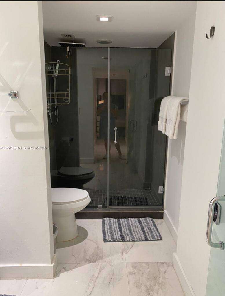 Roney Palace Unit #1503 | Picture 12