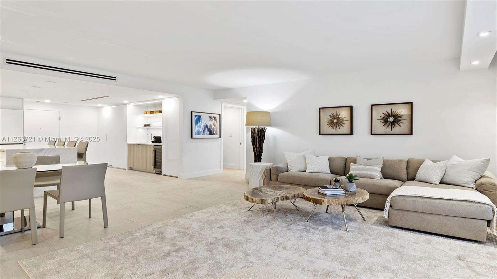 Roney Palace Unit #641 | Picture 6