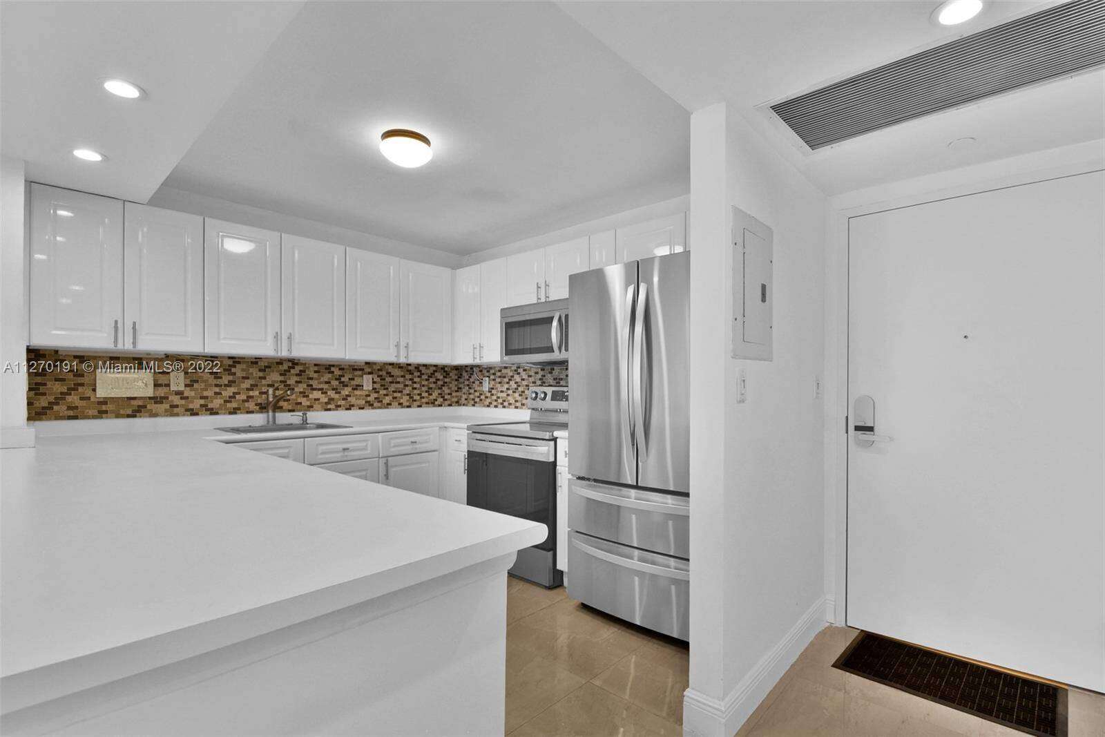 Roney Palace Unit #1002 | Picture 7