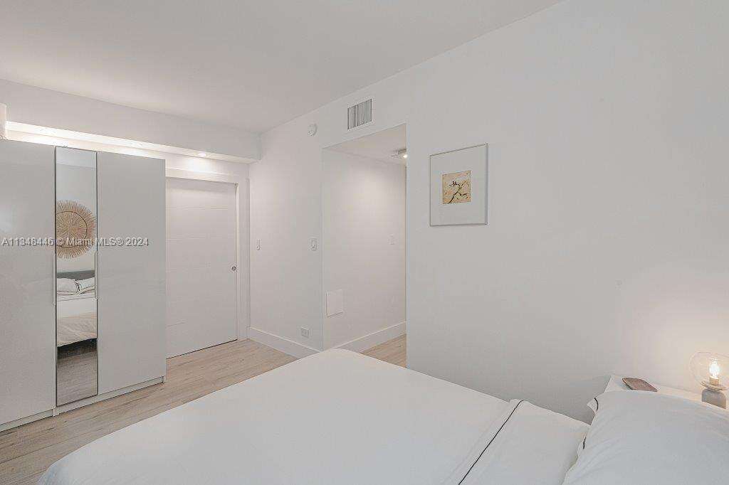 Roney Palace Unit #1115 | Picture 12