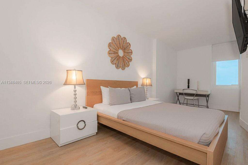 Roney Palace Unit #927 | Picture 7