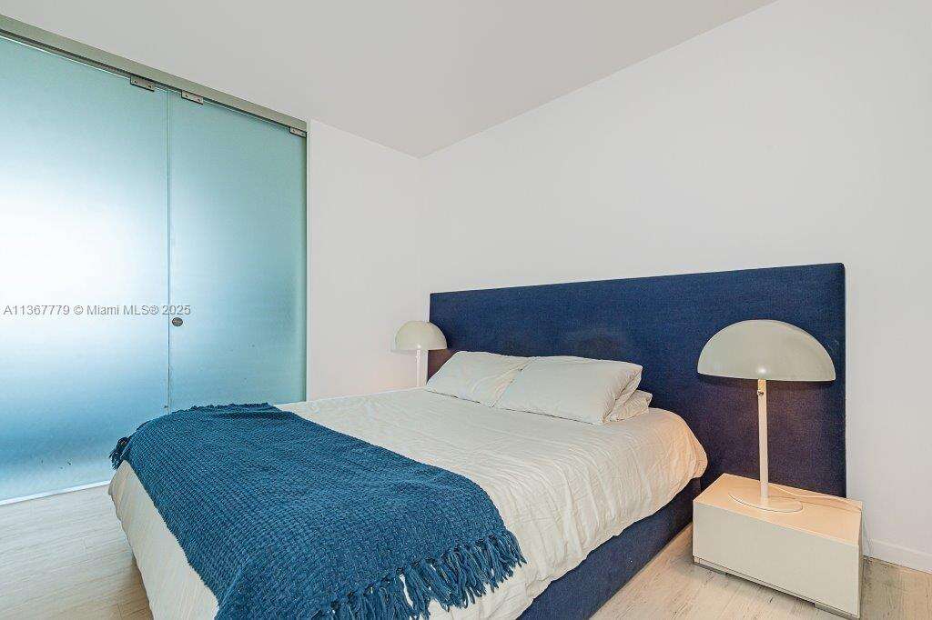 Roney Palace Unit #1032 | Picture 13