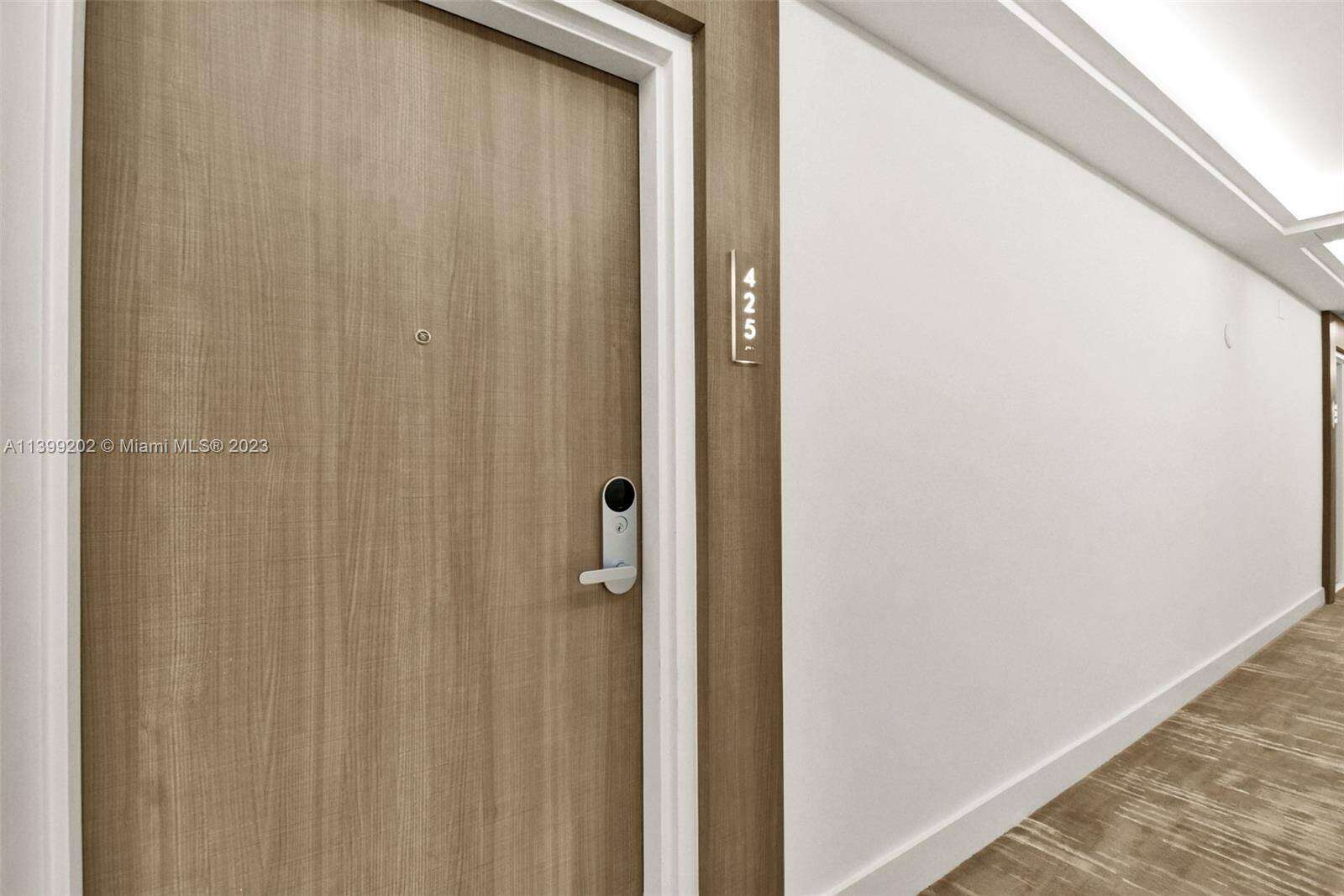 Roney Palace Unit #425 | Picture 15