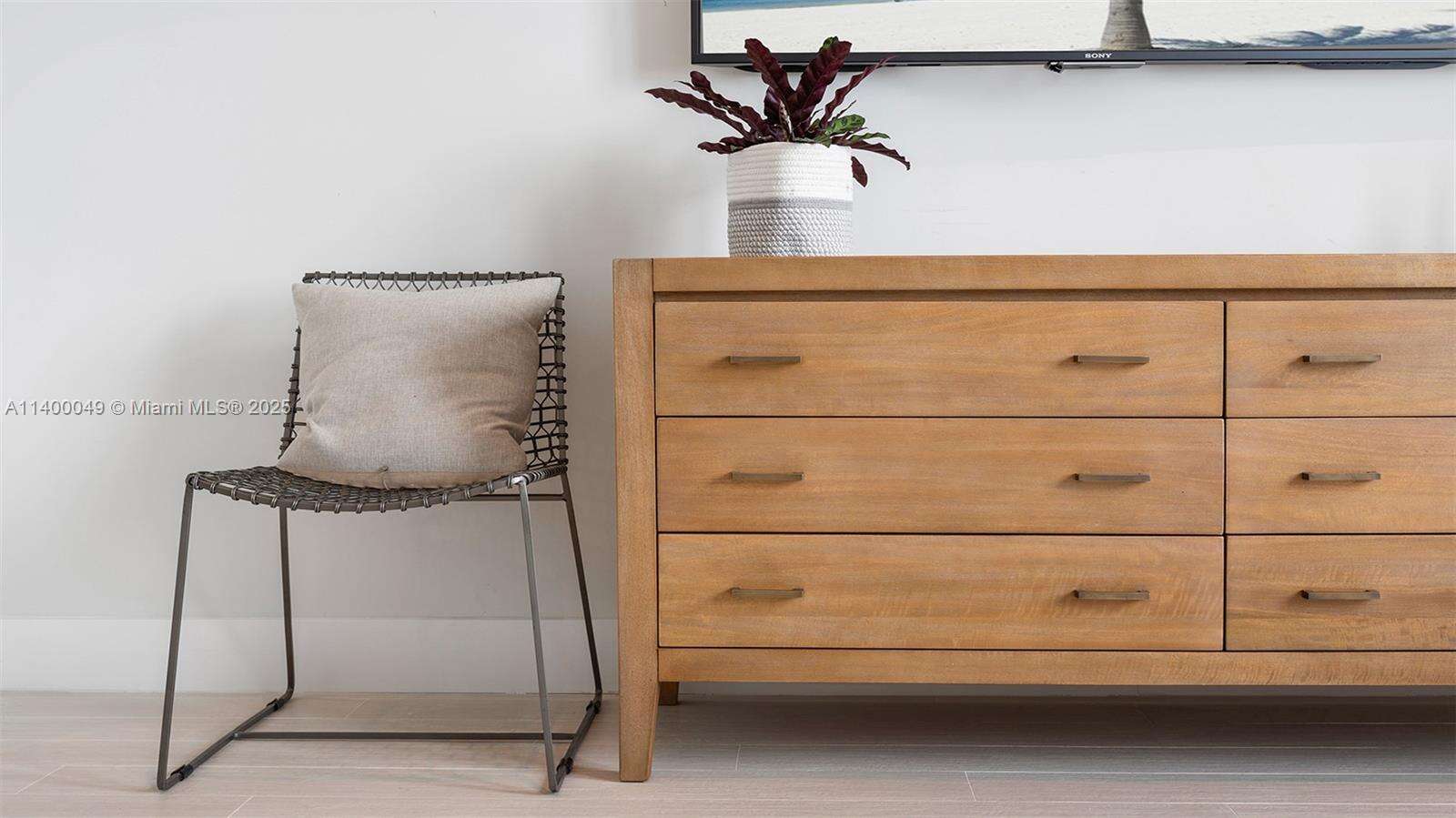 Roney Palace Unit #1609 | Picture 39