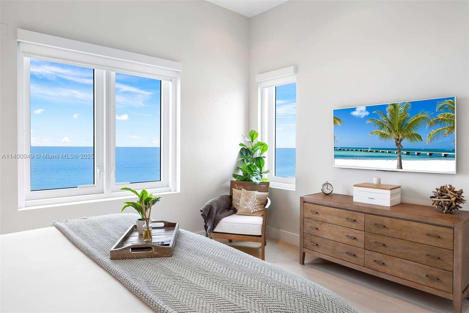 Roney Palace Unit #1609 | Picture 7