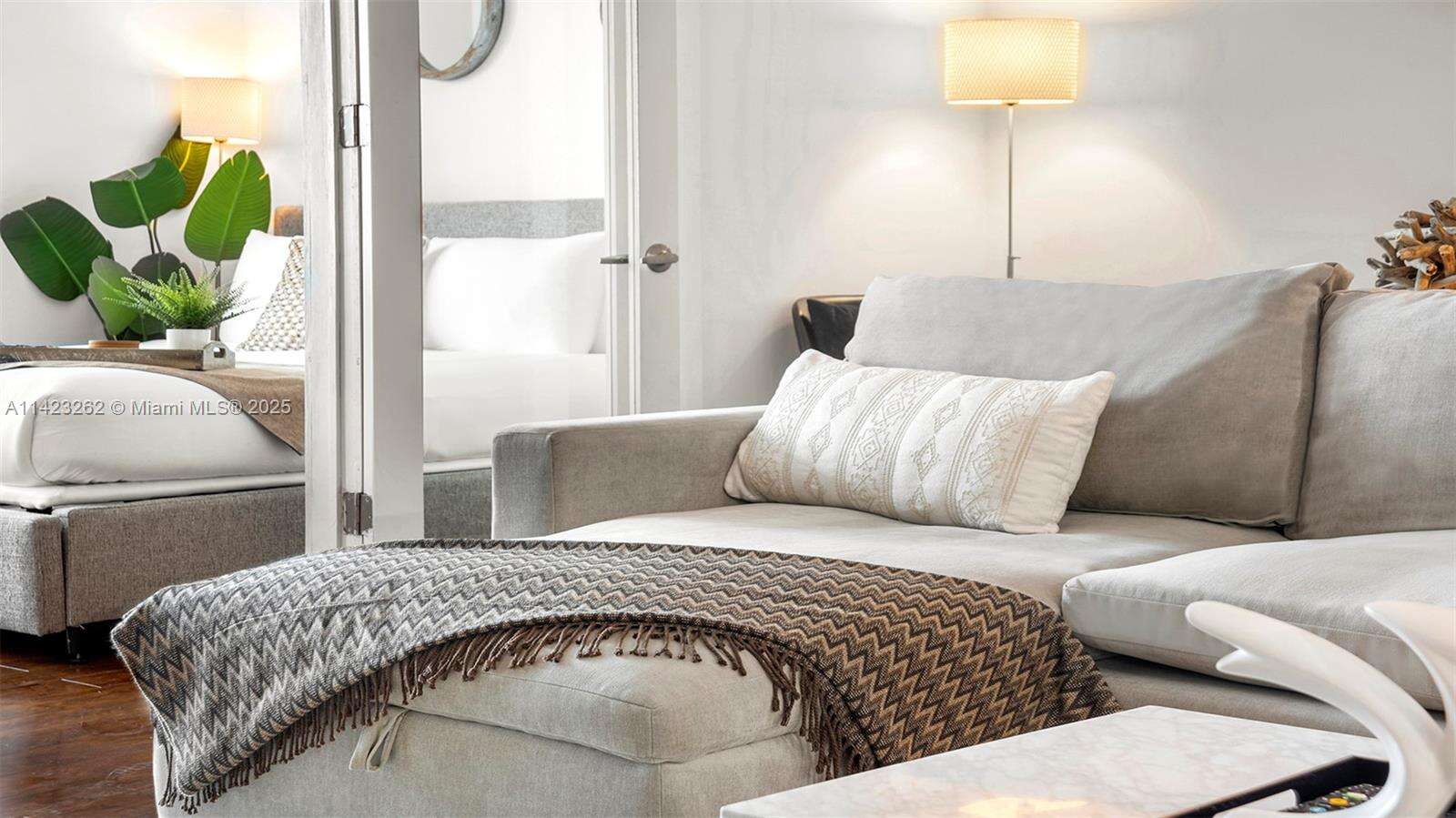 Roney Palace Unit #1632 | Picture 7