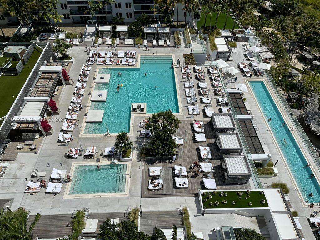 Roney Palace Unit #1121 | Picture 11