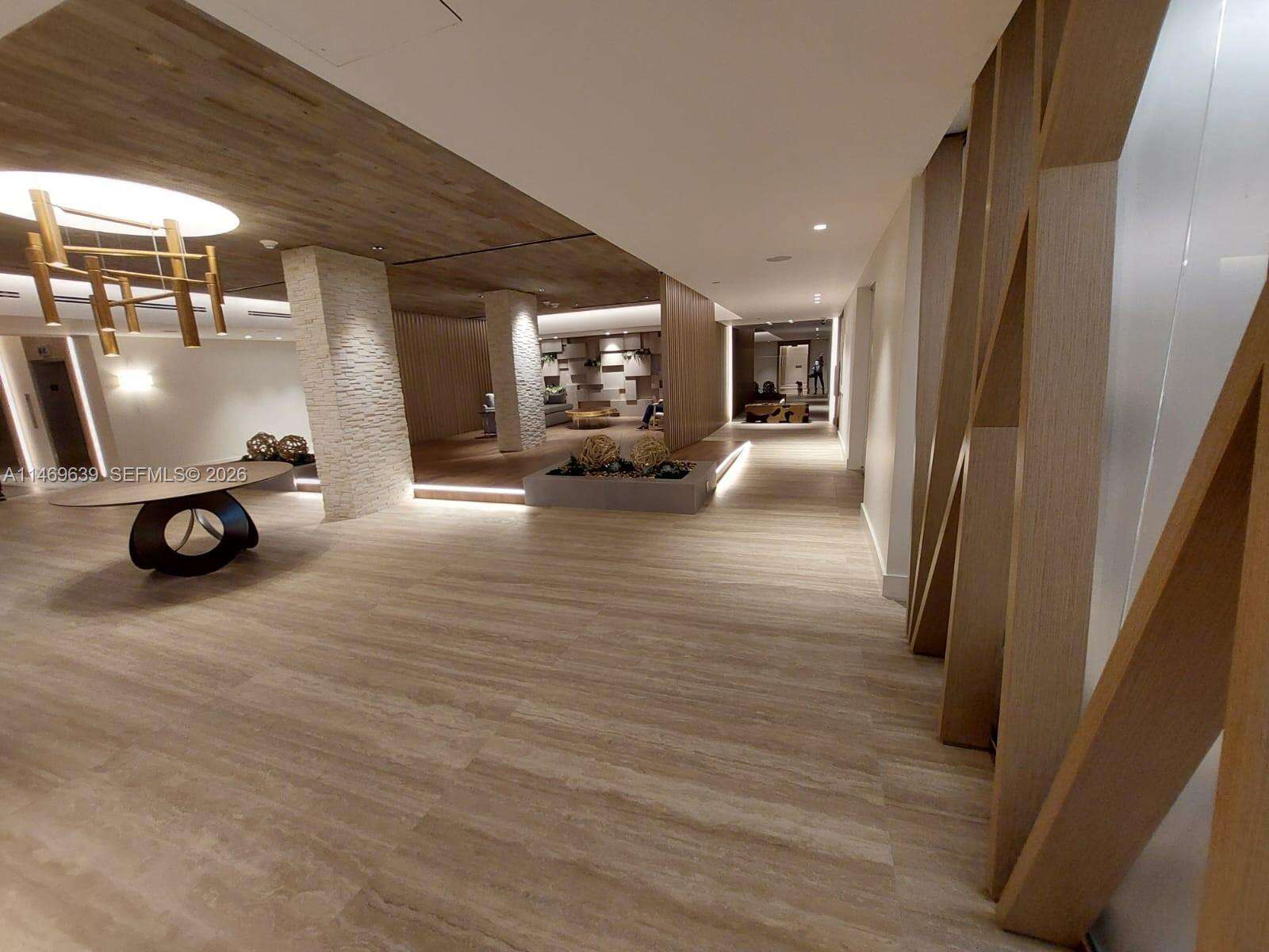 Roney Palace Unit #940 | Picture 39