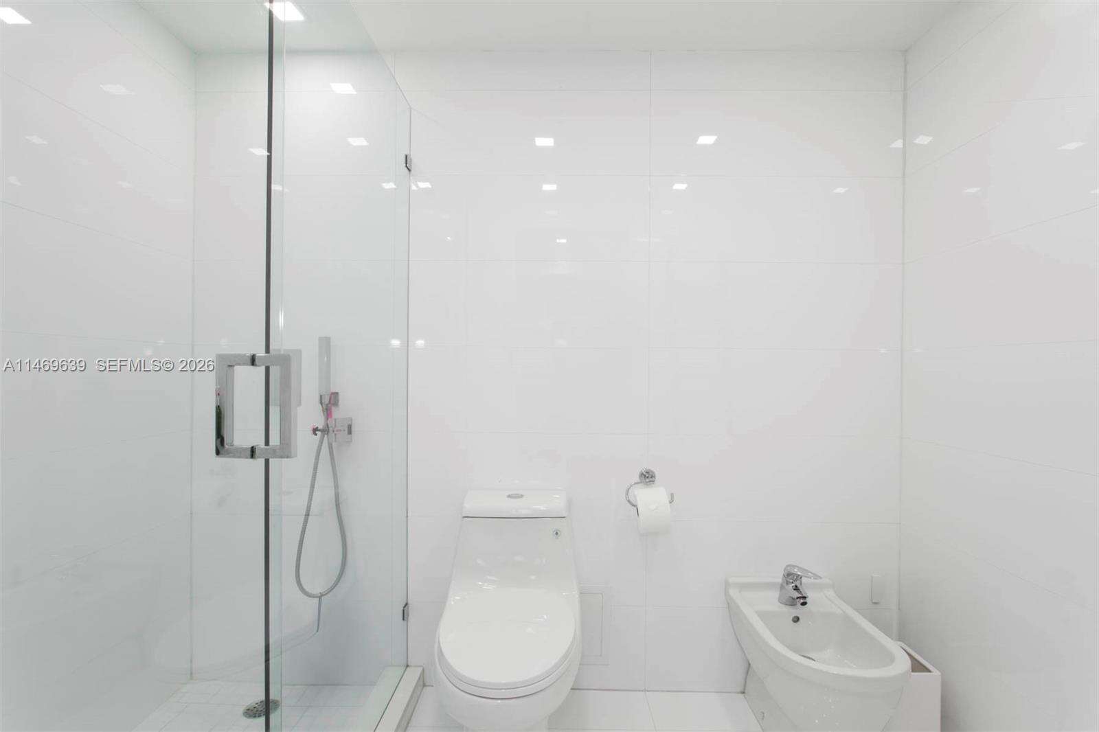 Roney Palace Unit #940 | Picture 46