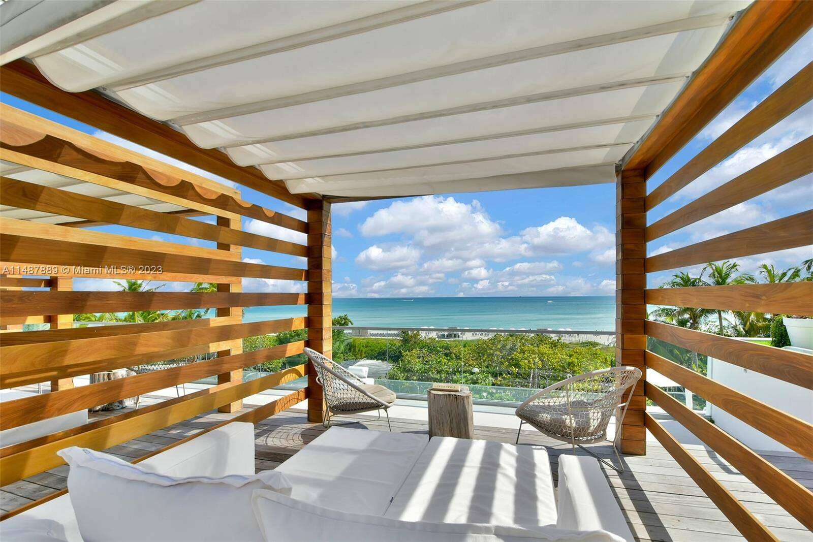 Roney Palace Unit #1002 | Picture 12