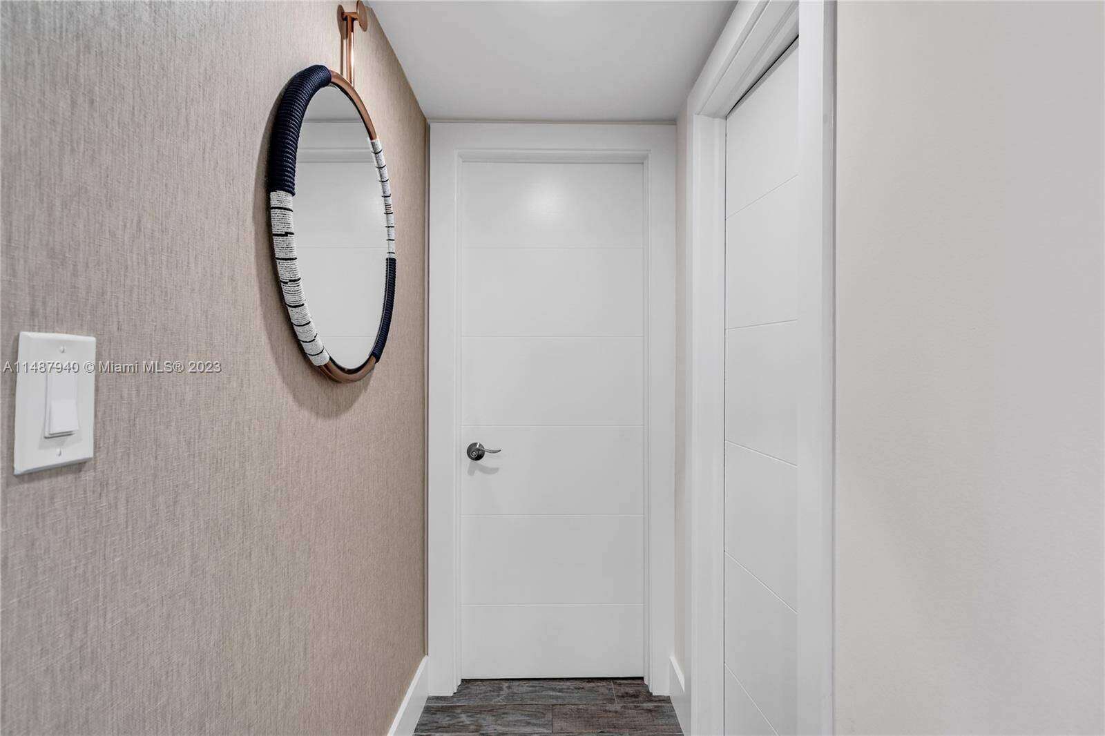 Roney Palace Unit #926 | Picture 12