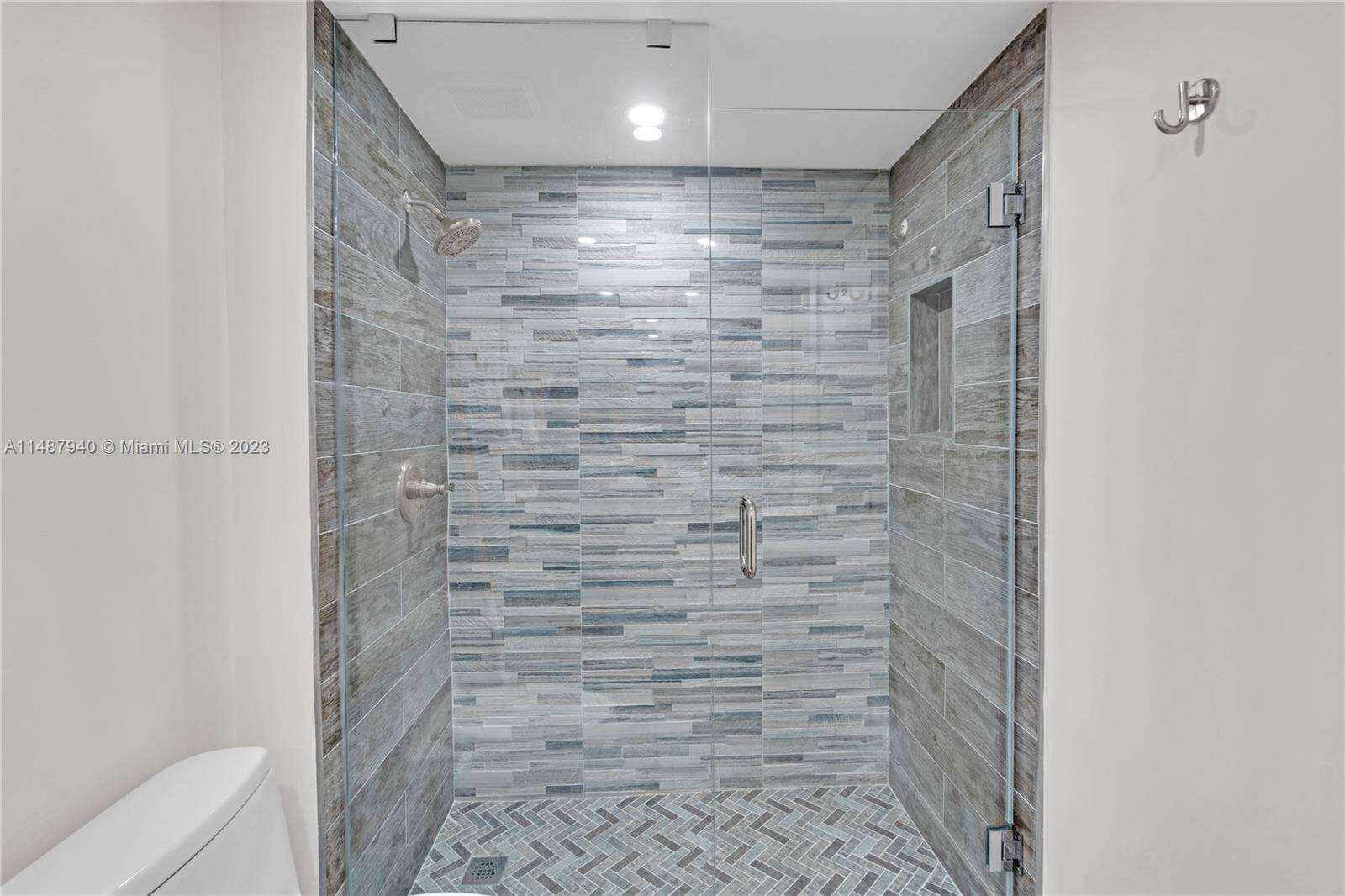 Roney Palace Unit #926 | Picture 26