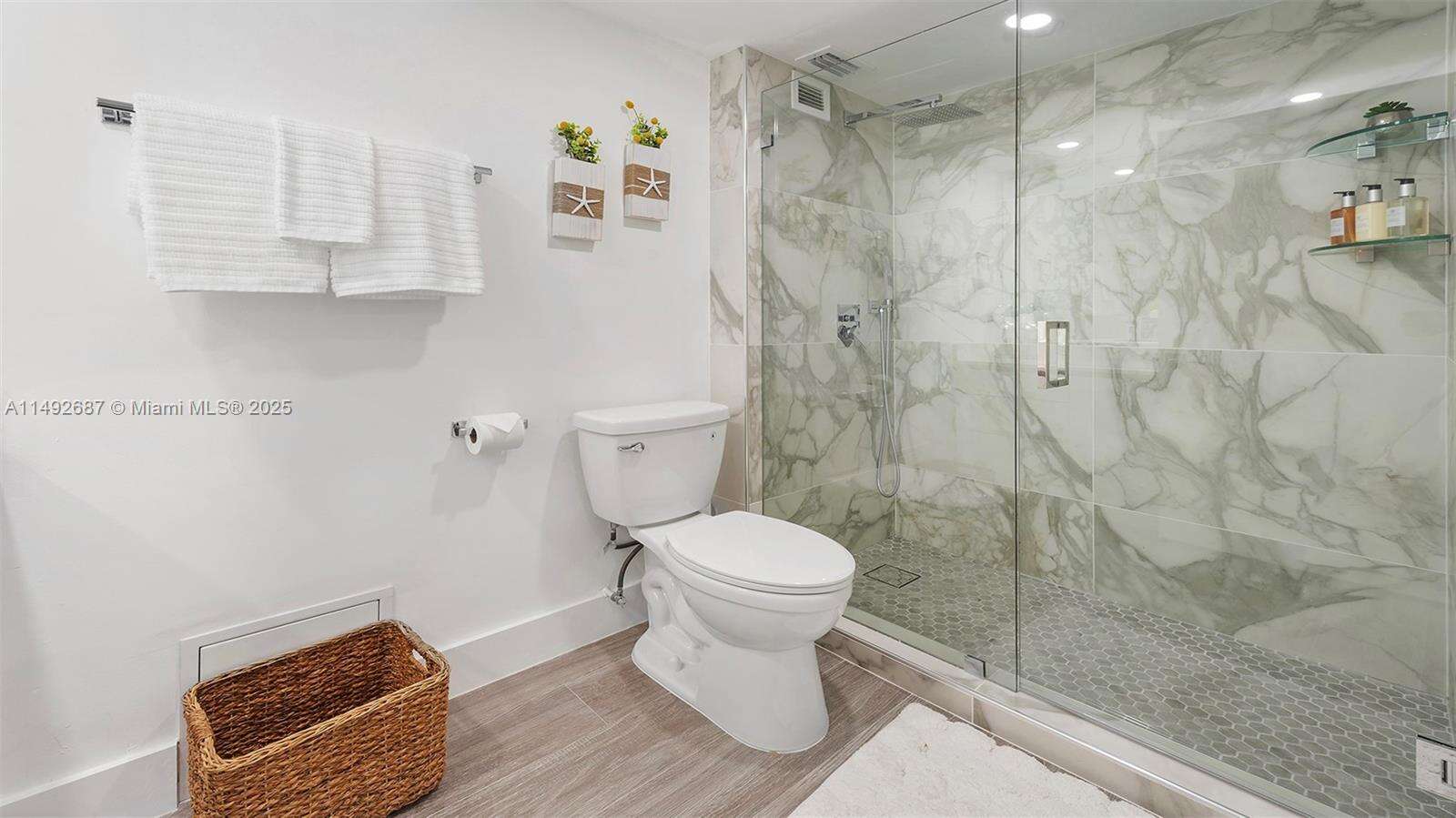 Roney Palace Unit #1126 | Picture 28