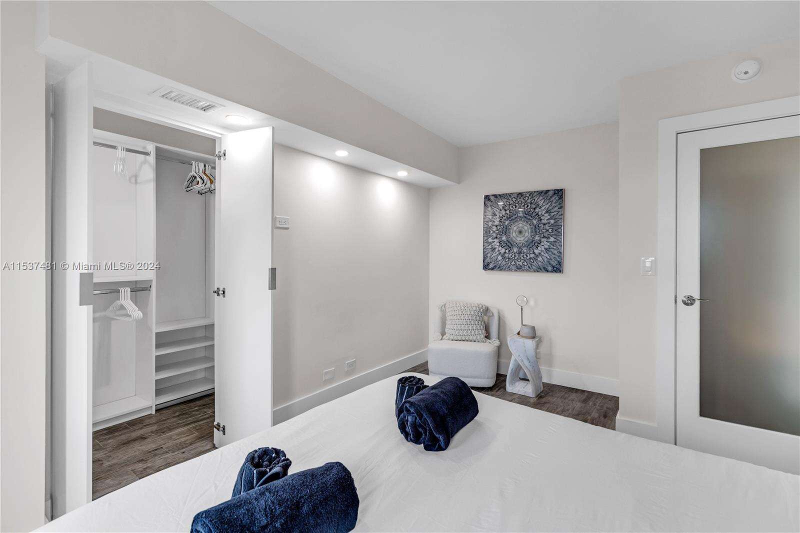 Roney Palace Unit #926 | Picture 30