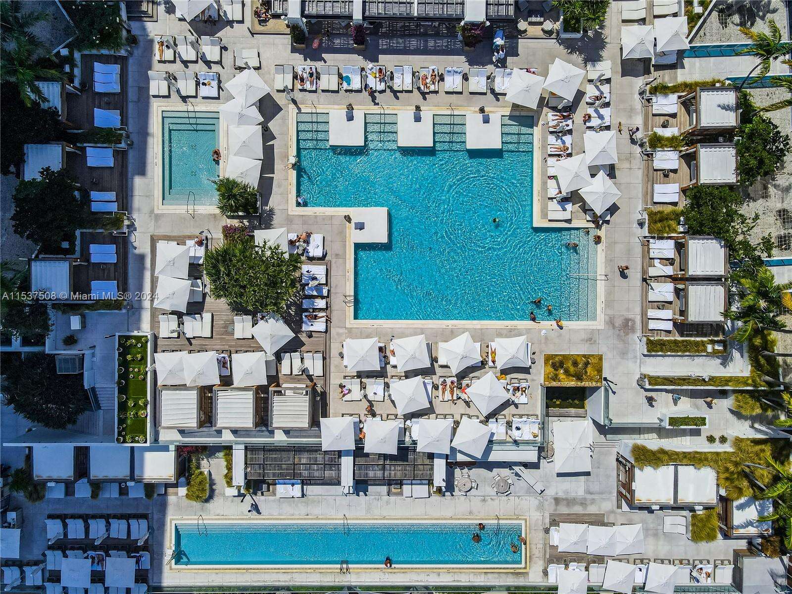 Roney Palace Unit #1543 | Picture 19