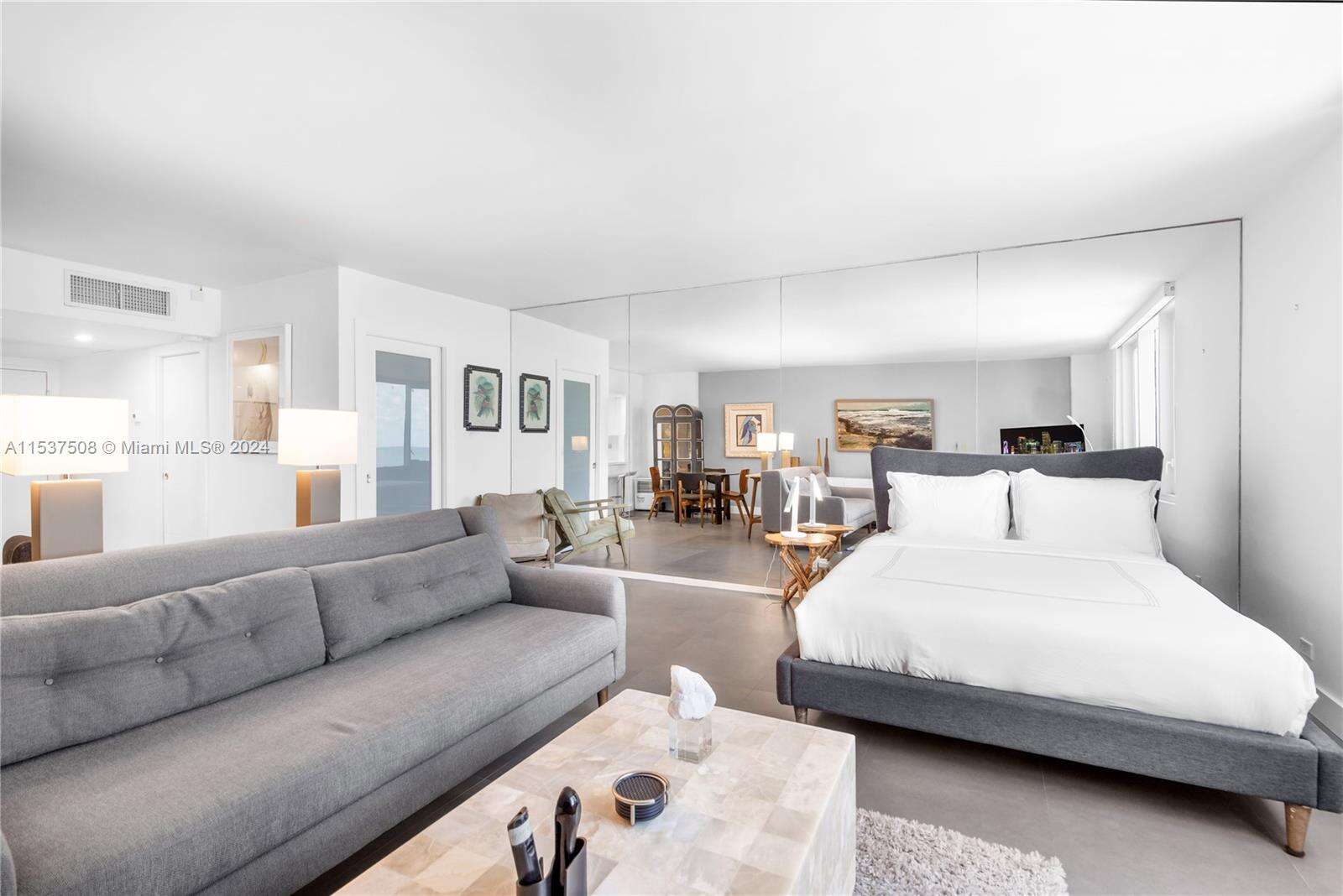 Roney Palace Unit #1543 | Picture 7