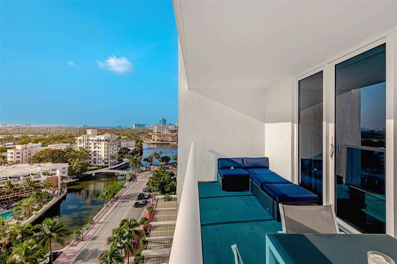 Roney Palace Unit #1230 | Picture 3