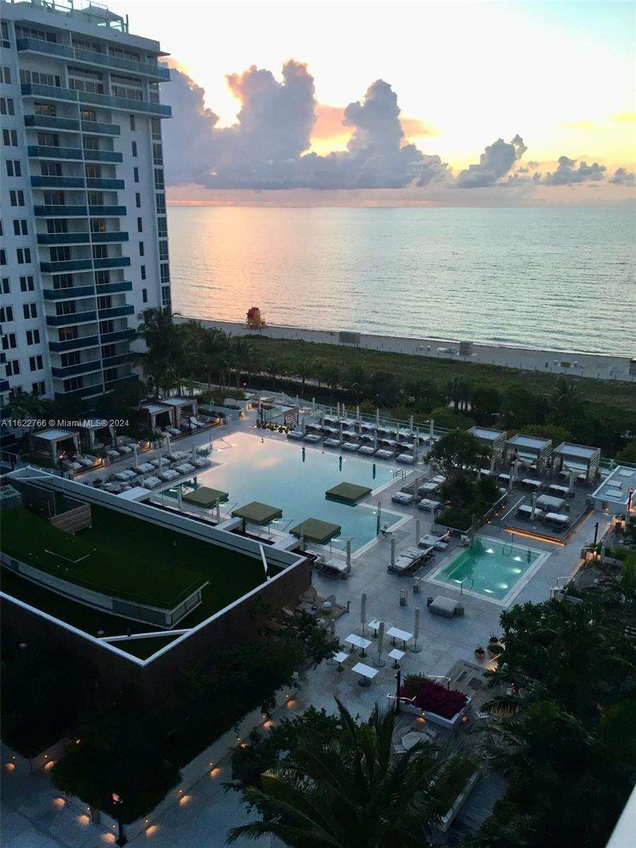 Roney Palace Unit #1119 | Picture 1