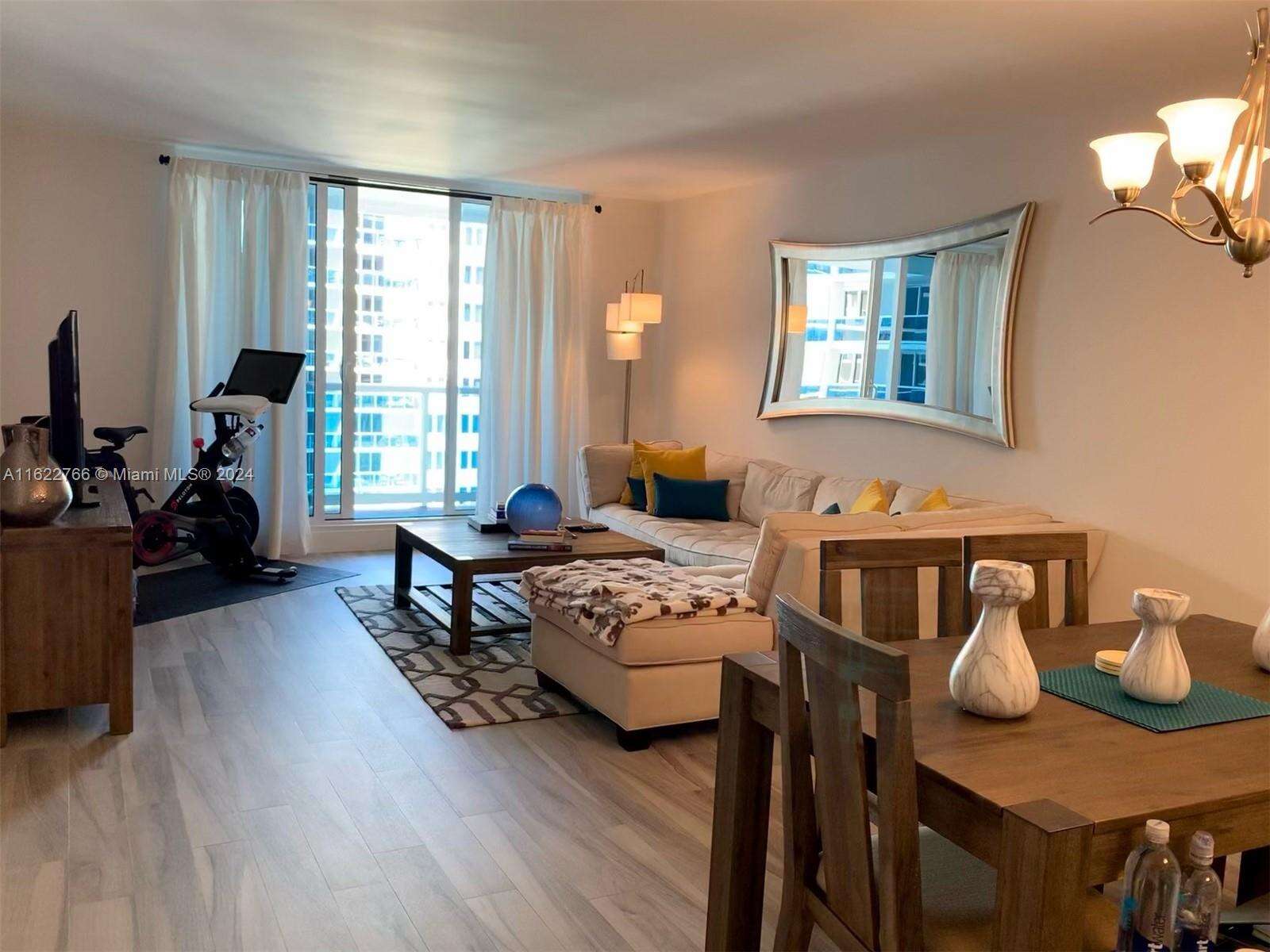 Roney Palace Unit #1119 | Picture 4