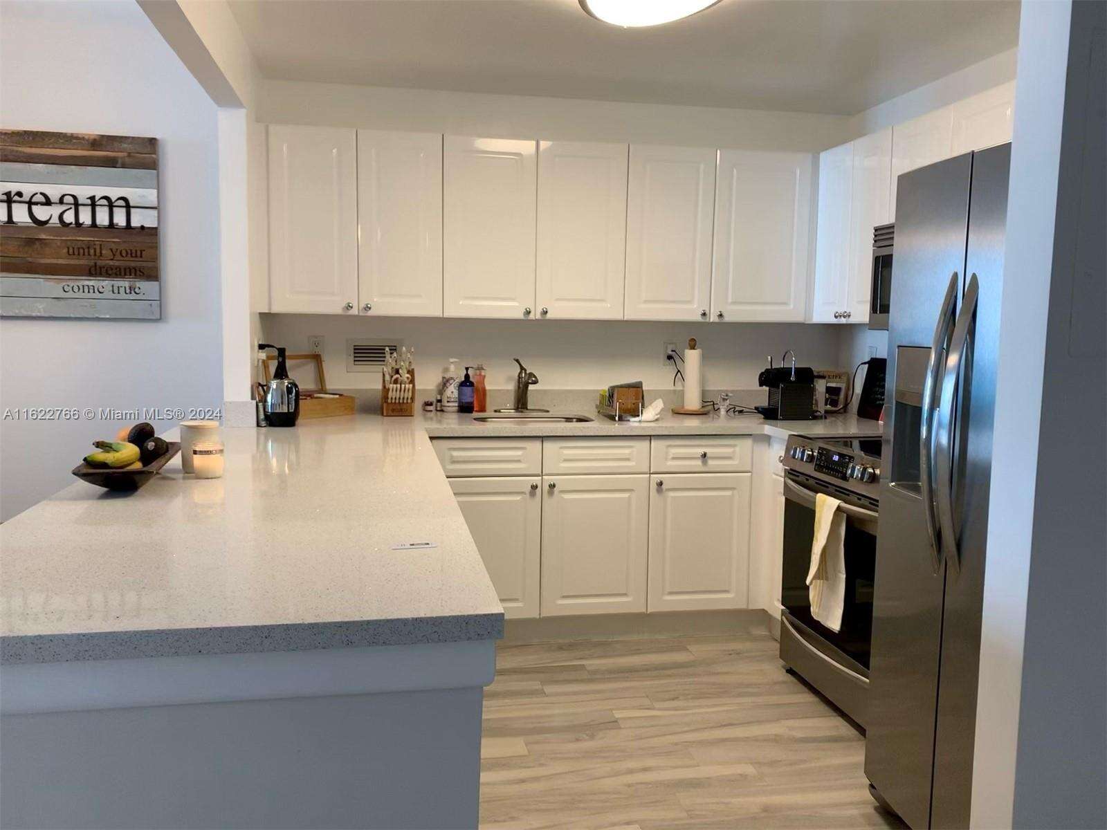 Roney Palace Unit #1119 | Picture 5