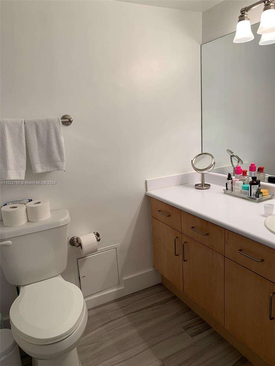 Roney Palace Unit #1119 | Picture 7