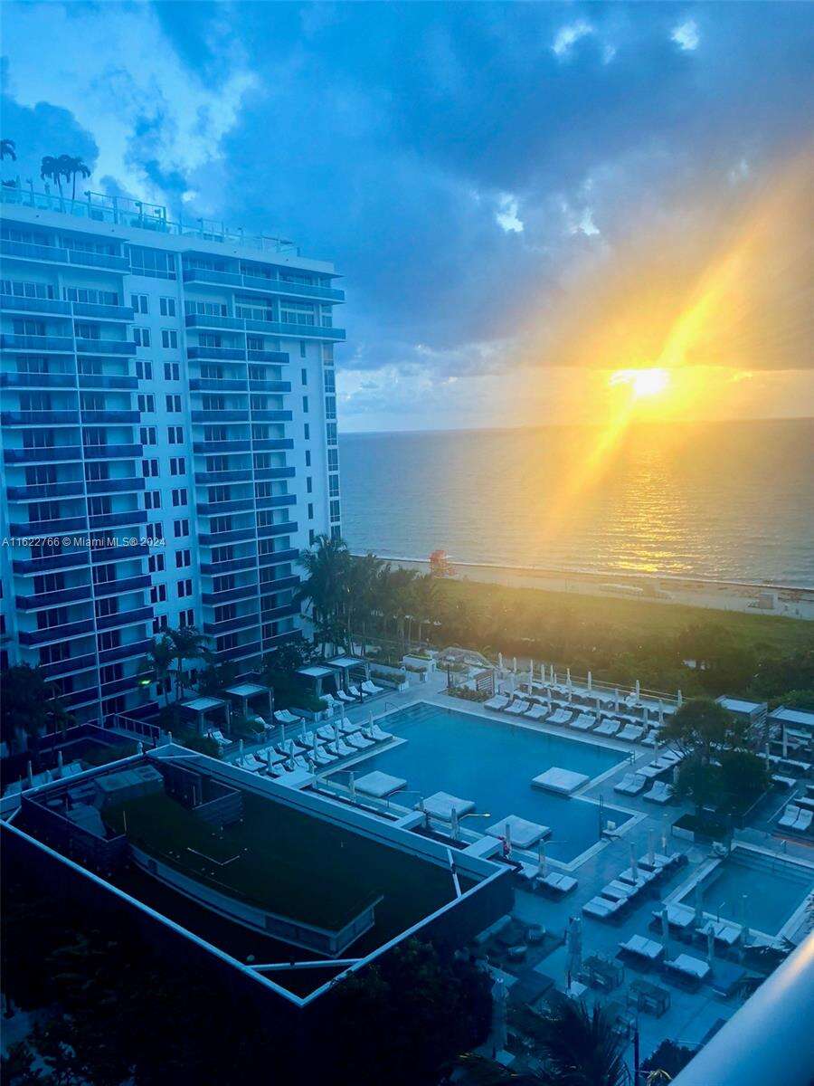 Roney Palace Unit #1119 | Picture 8