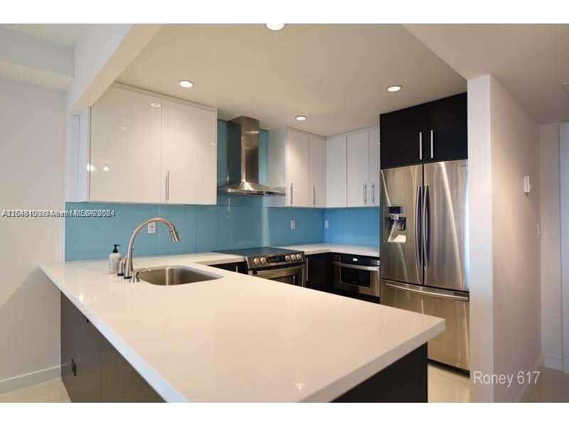 Roney Palace Unit #617 | Picture 4