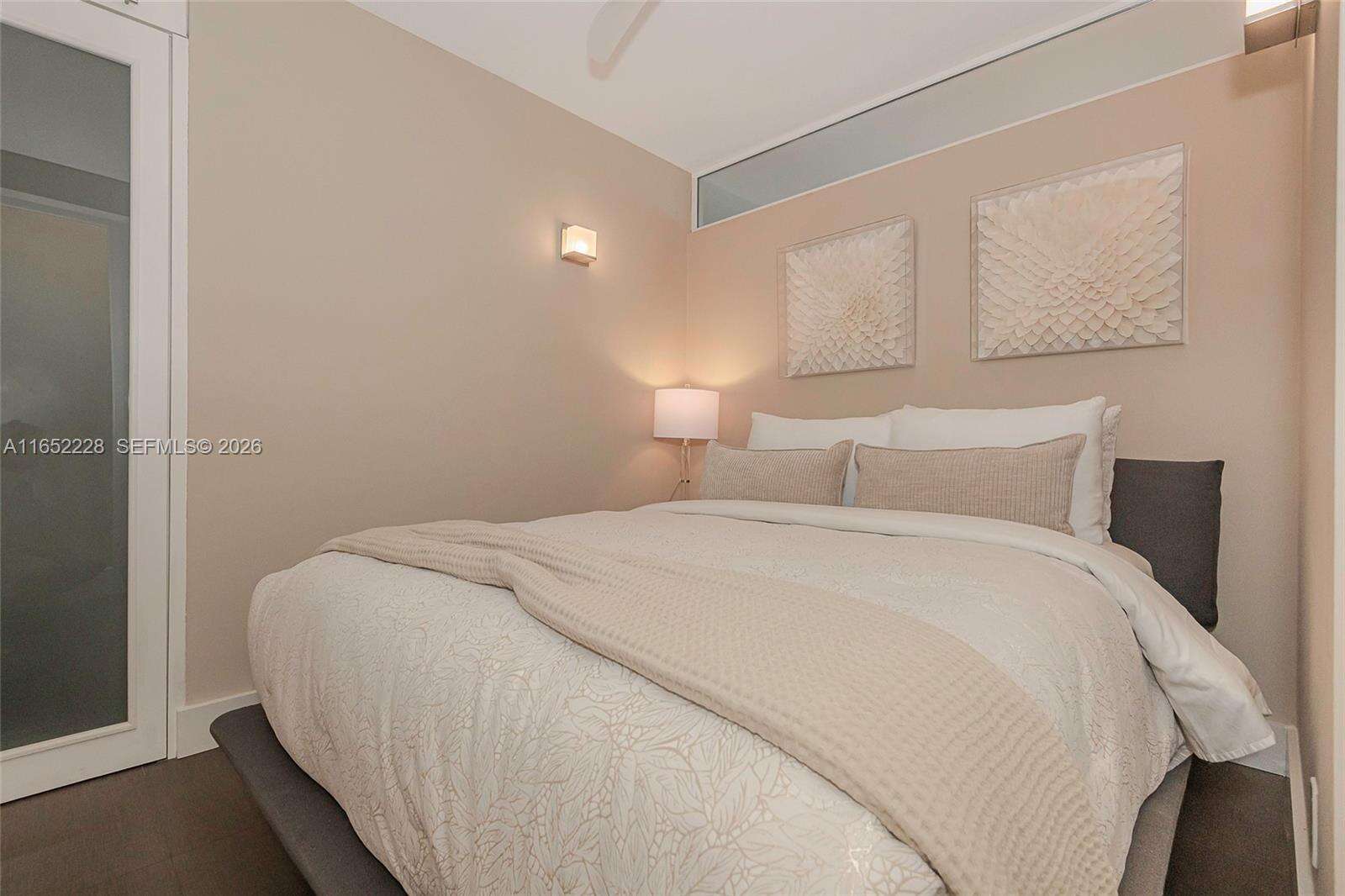 Roney Palace Unit #1216 | Picture 20