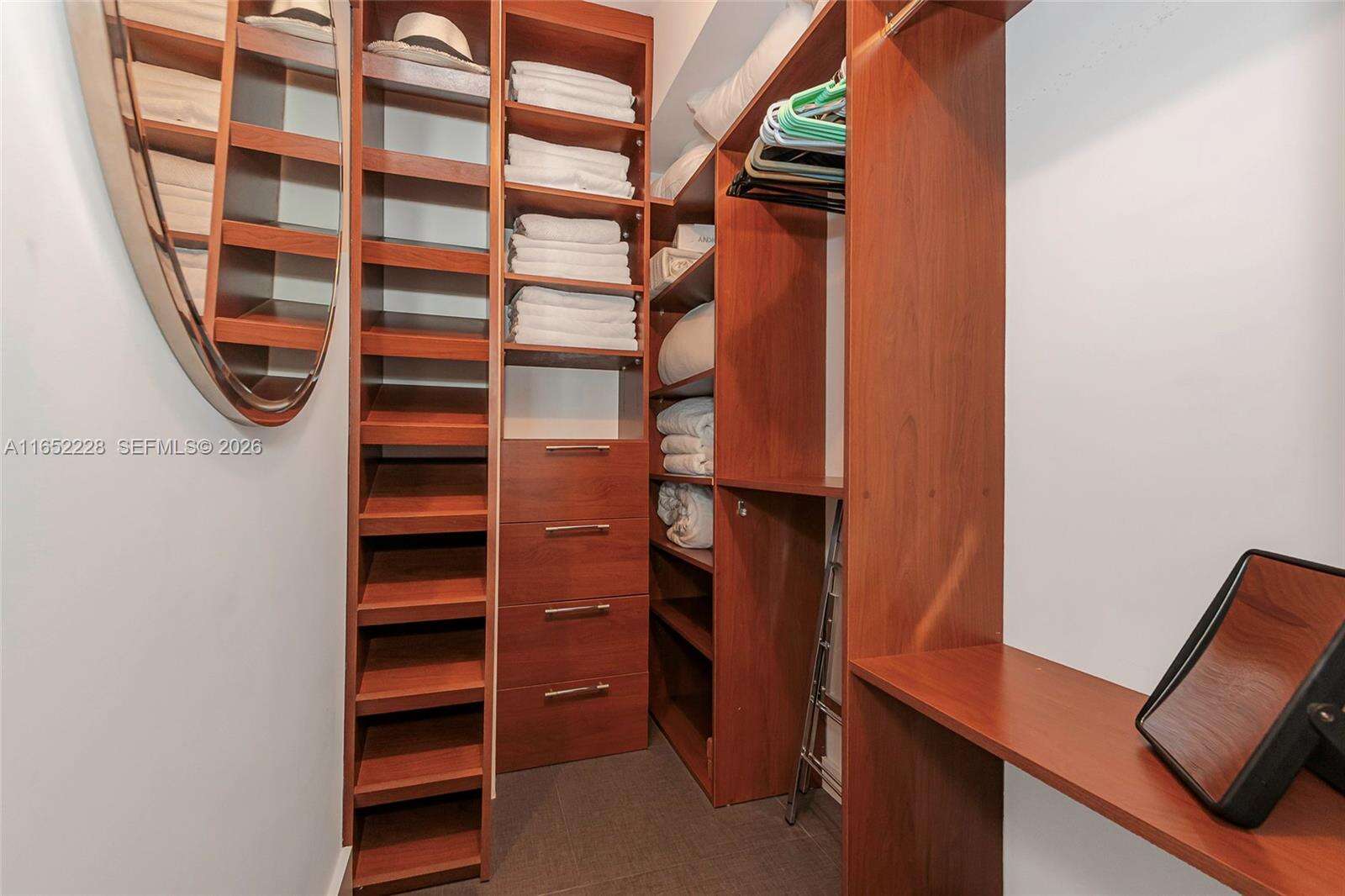 Roney Palace Unit #1216 | Picture 28