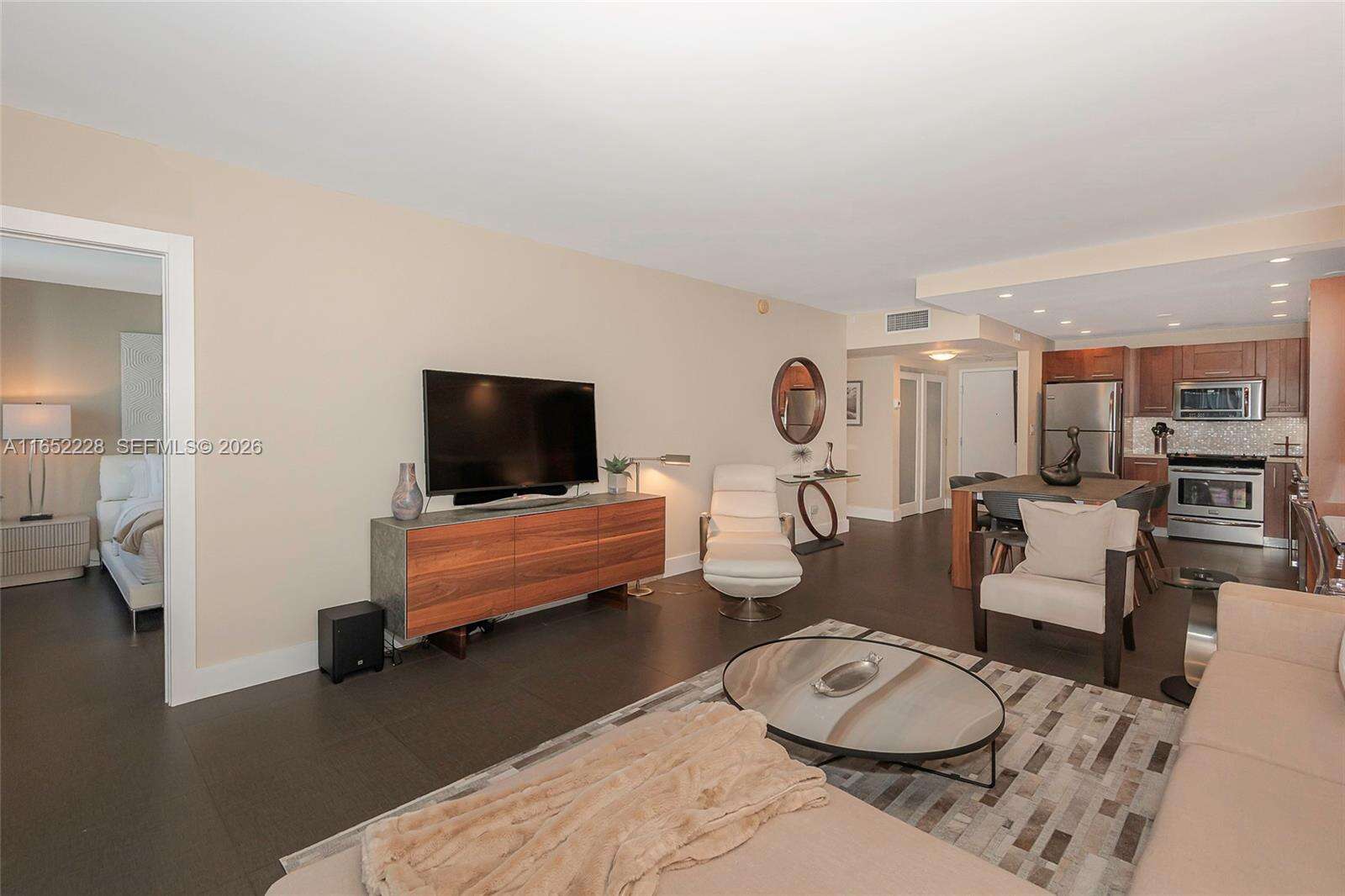 Roney Palace Unit #1216 | Picture 10