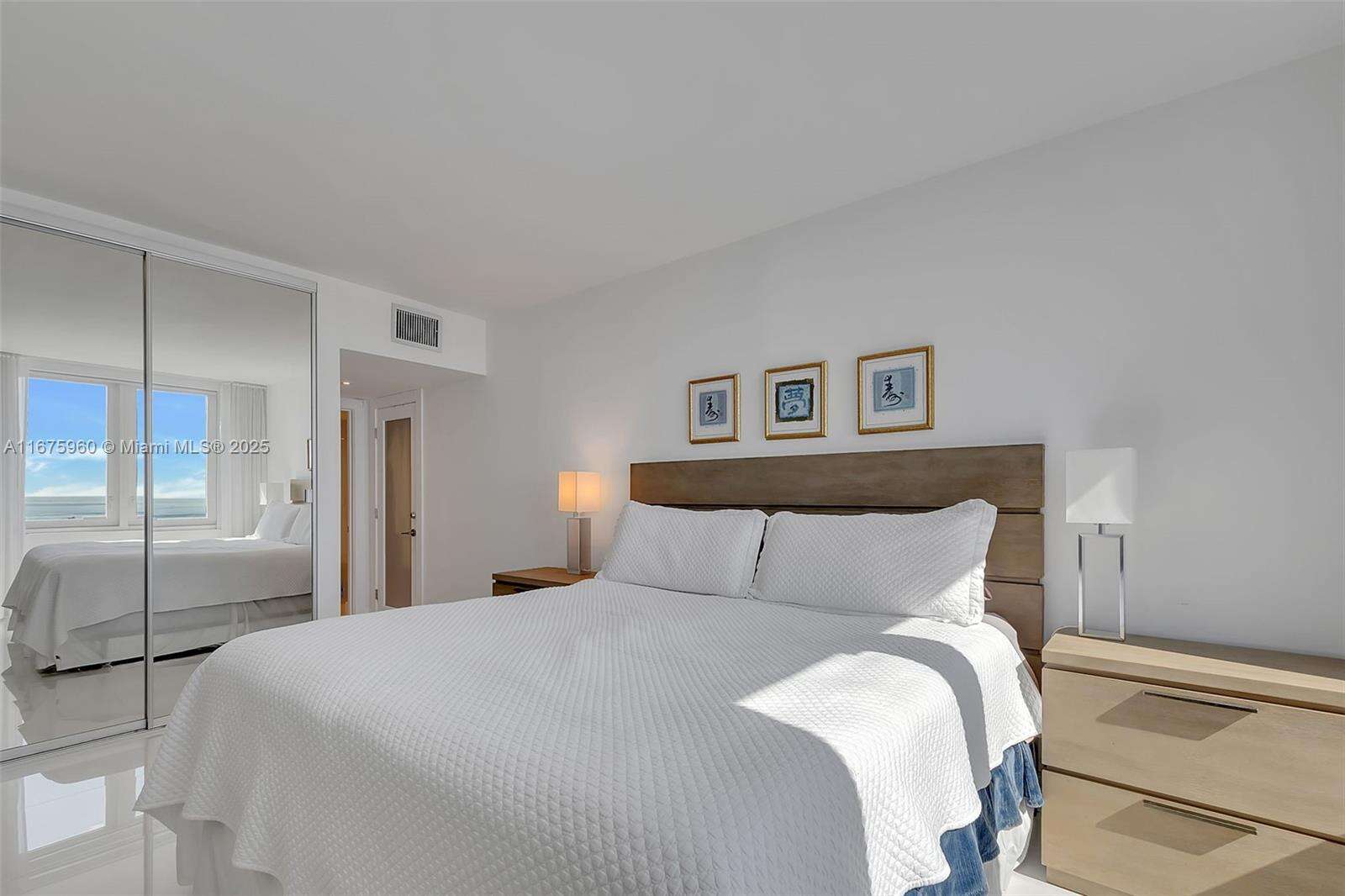 Roney Palace Unit #1139 | Picture 15