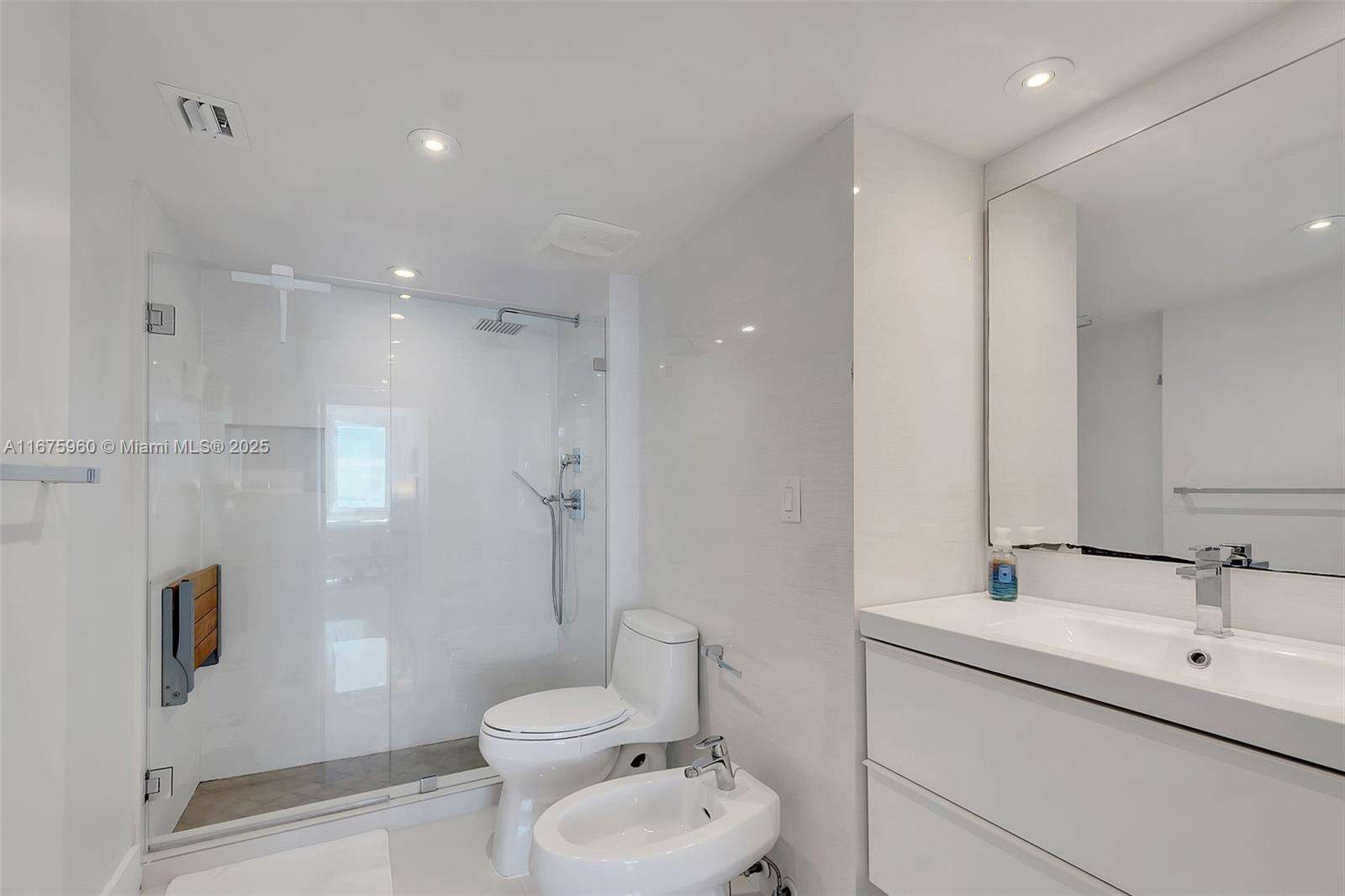 Roney Palace Unit #1139 | Picture 18