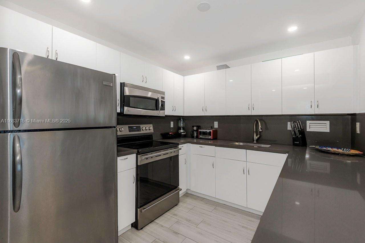 Roney Palace Unit #534 | Picture 13