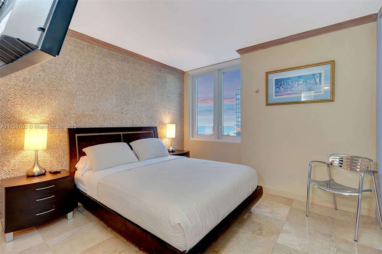 Roney Palace Unit #1206 | Picture 12